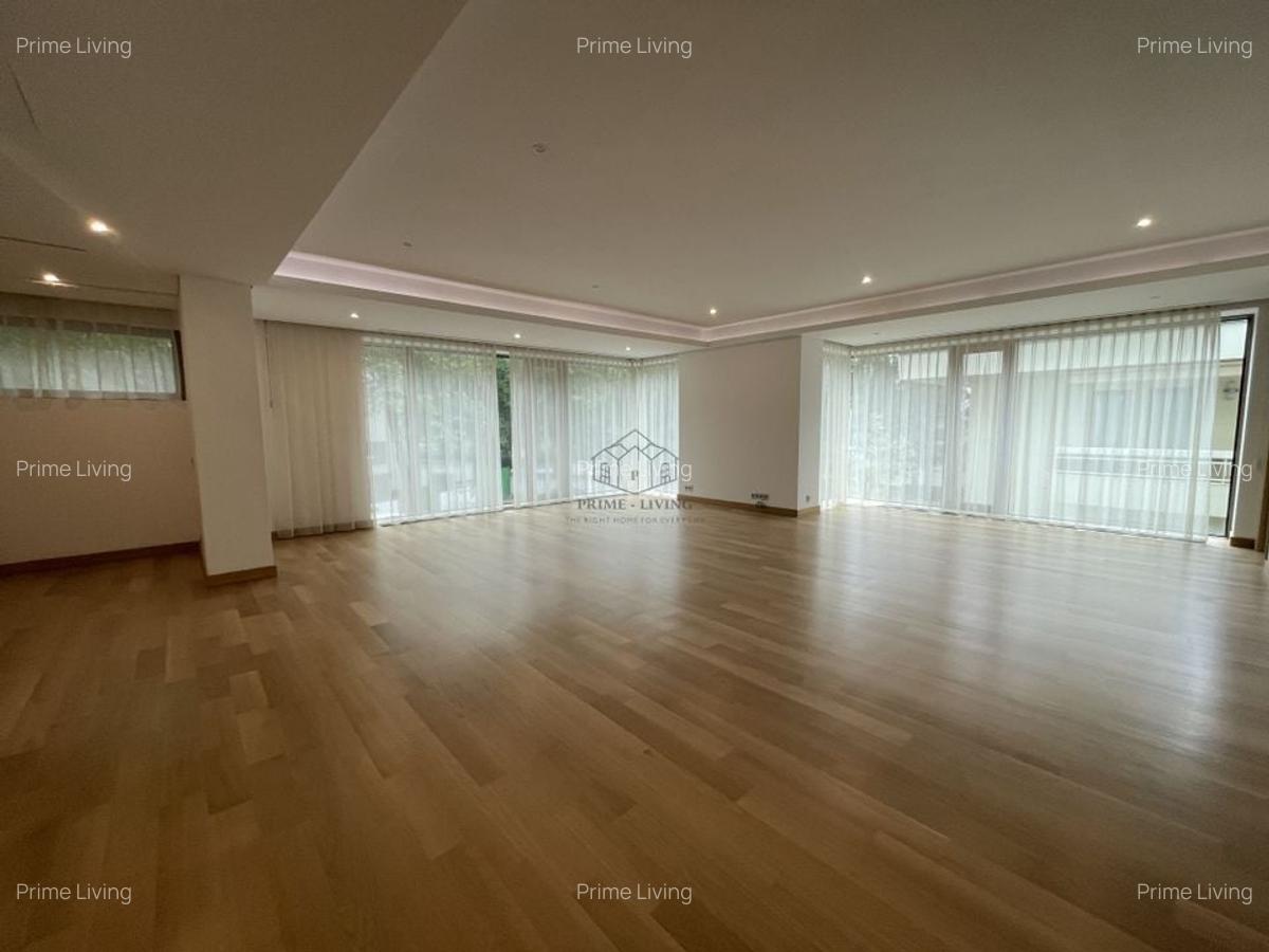 APARTAMENT LUX CU 3 CAMERE, SPATIOS, LA INCHIRIERE IN ZONA PRIMAVERII - 1