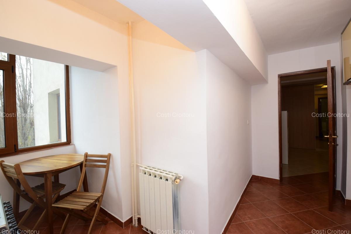 2 camere decomandat, Goga - Unirii - Nerva Traian - 12