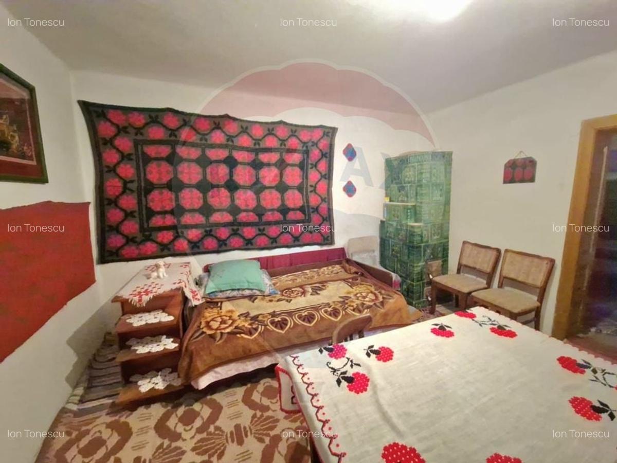 Casa / Vila cu 4 camere in Scaesti , Teren - 900 mp - 5