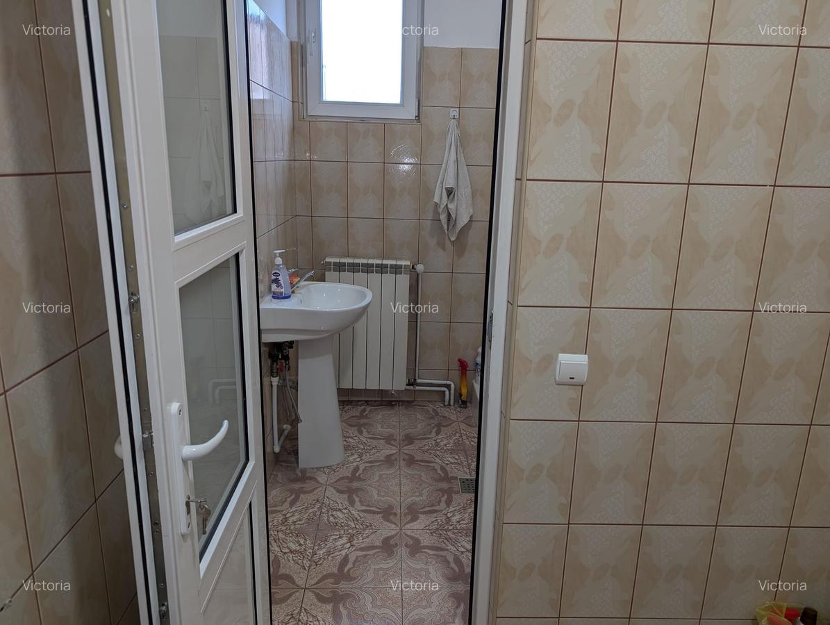 Casă cu 7 camere în Industriilor - 8