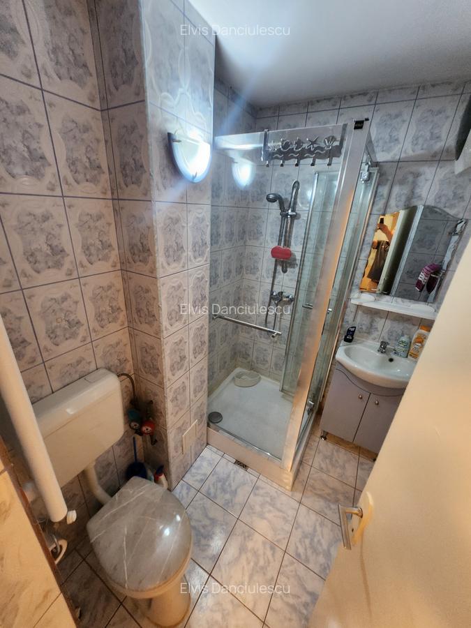 3 Cam - Spitalul Judetean-Mobilat--Utilat-Centrala -53Mp-95000 Euro-Negociabil - 13