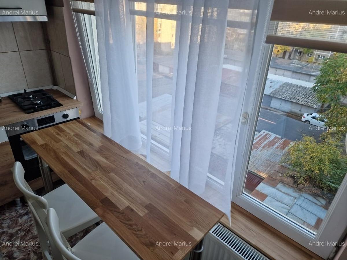 Proprietar închiriez apartament 2 camere Calea Aradului,  confort 1 - 10