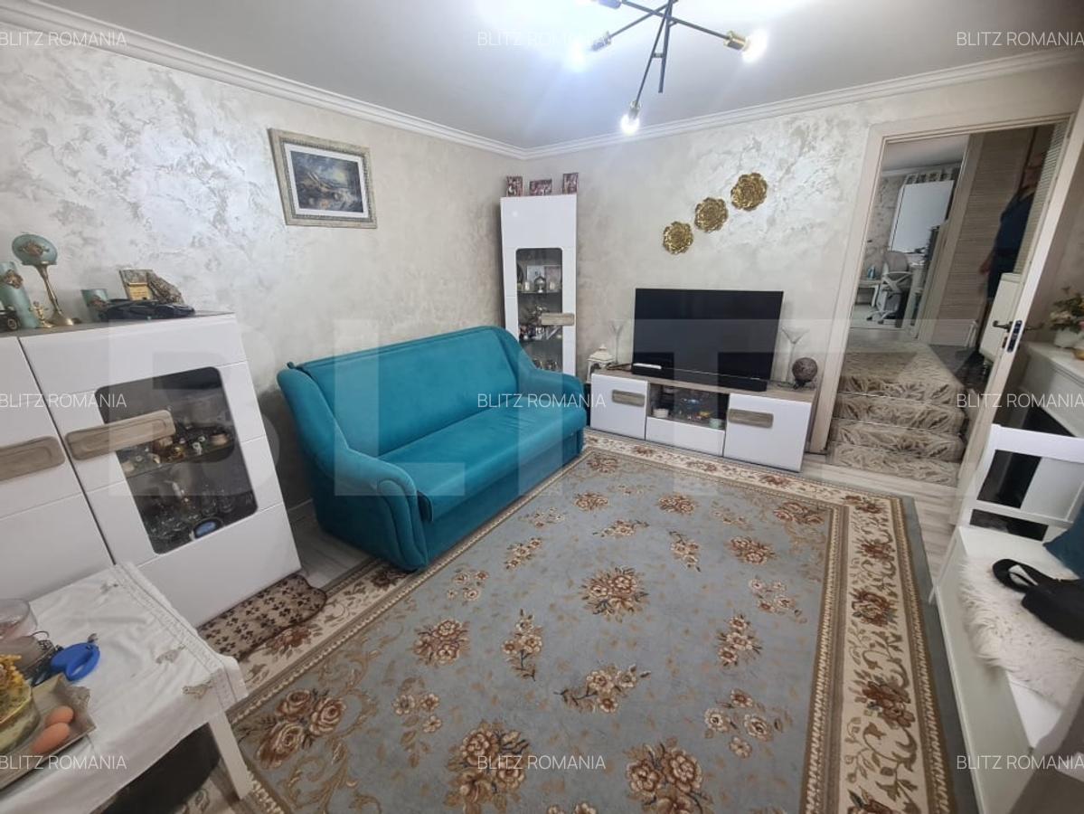 Casa de vanzare, cu 2 camere, 54 mp, zona Smardan - 1