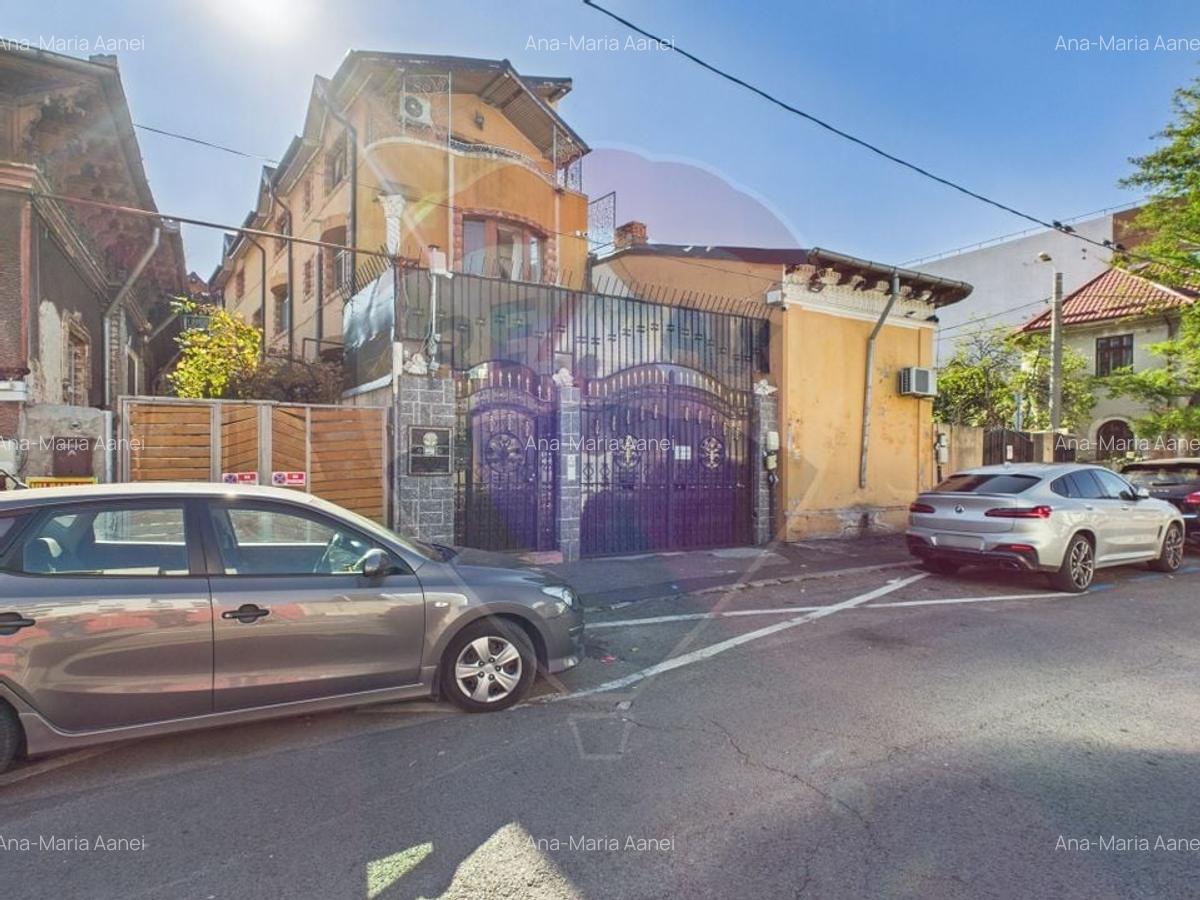 De vanzare| Casa cu piscina, saune si design elegant- Zona Matasari - 2 De vanzare| Casa cu piscina, saune si design elegant- Zona Matasari - 2