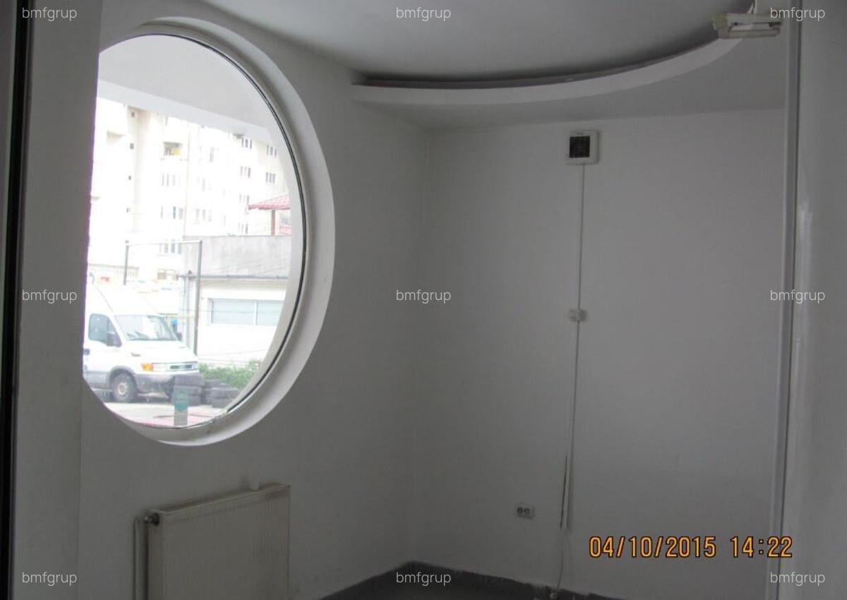 Imobil central Pitesti, pretabil diverse activitati - 4