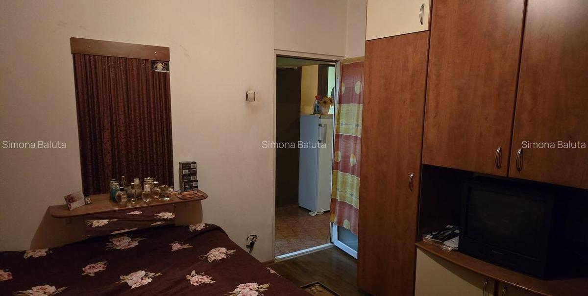 Apartament de vanzare 4 camere Dristor - 5