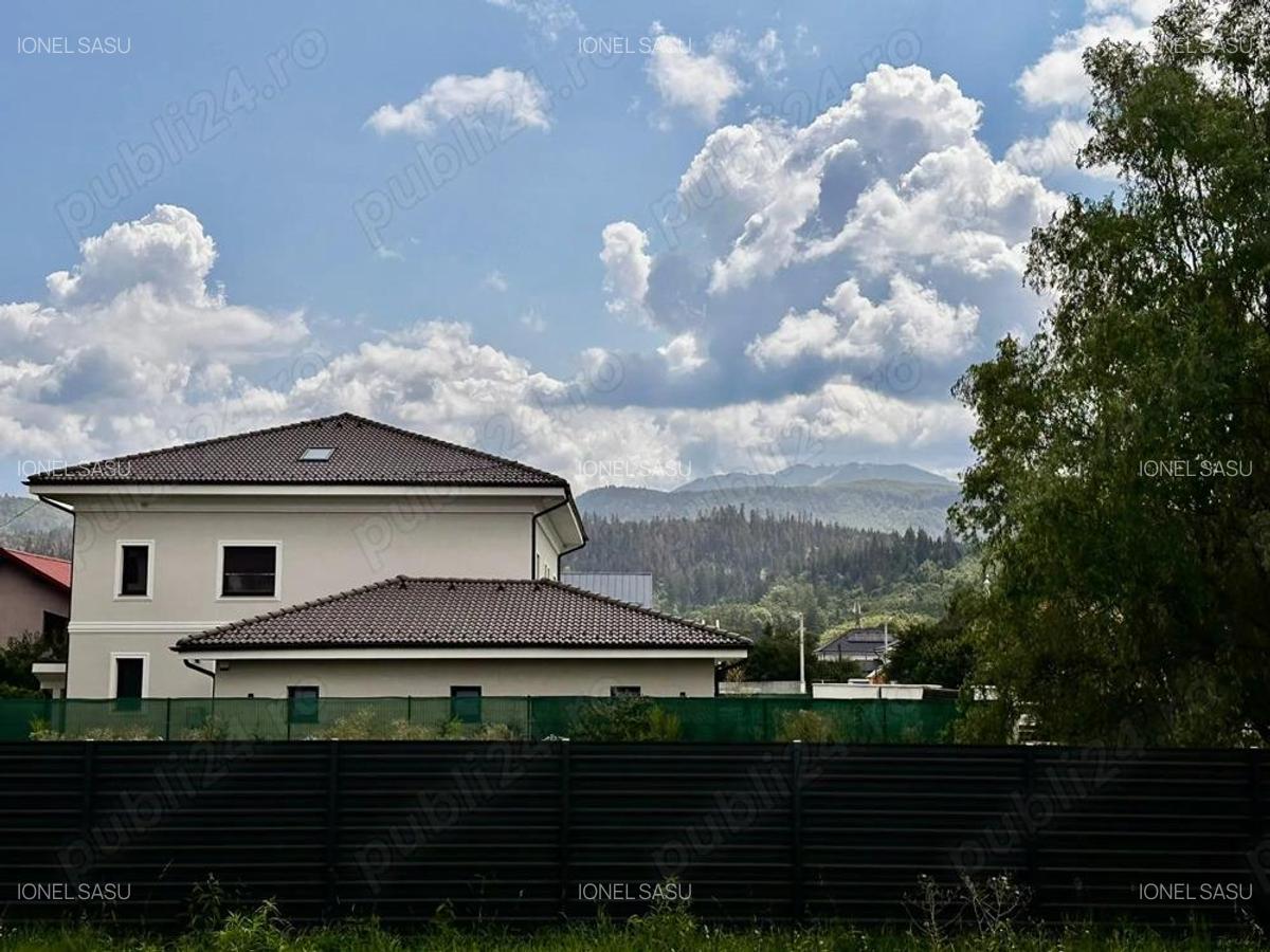 De vanzare teren in Cristian INTRE CASE toate utilitatile la poarta - 4