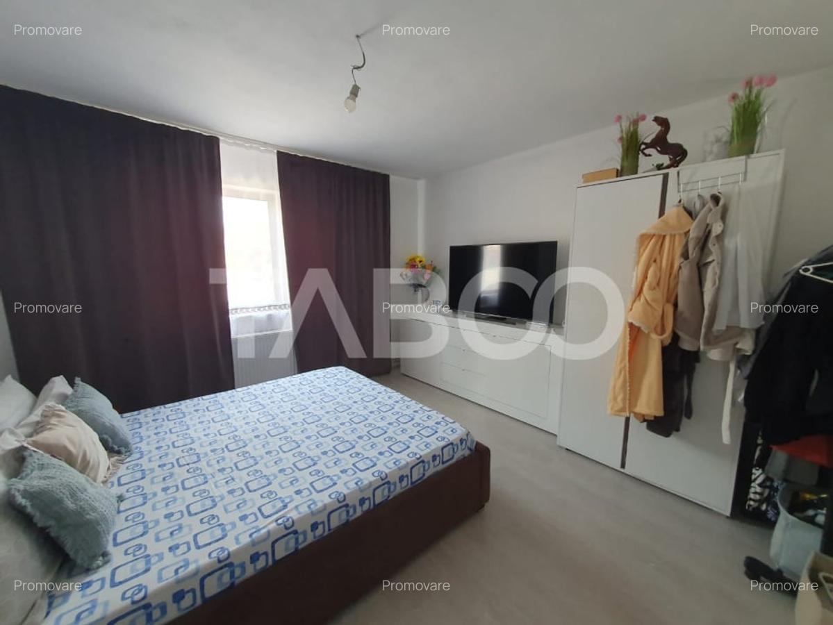 Casa 90 mpu 2 camere bucatarie baie debara zona Campului - 3