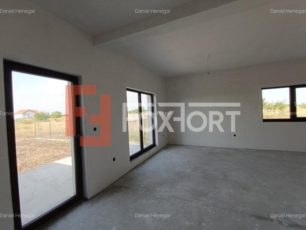 Triplex 5 camere, 2 bai, 114 mp utili, zona Plopi Timisoara - 2