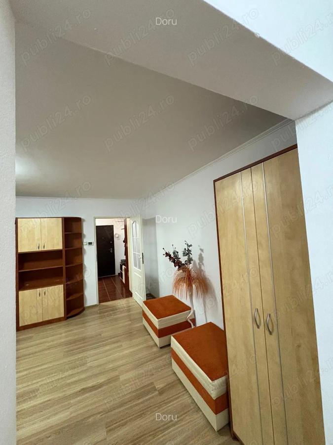 De vanzare, Apartament spatios ,semidecomandat,complet mobilat si utilat. - 8