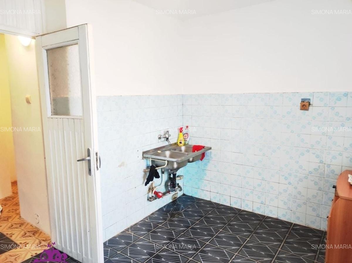 Apartament cu 3 camere decomandat în Iosia - 12