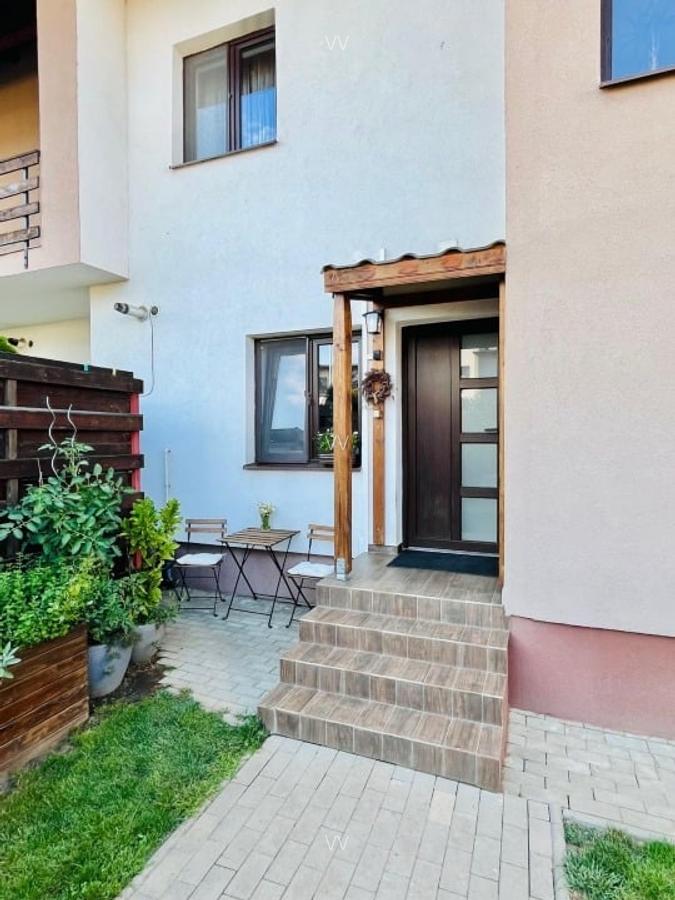 Casa tip duplex 110 mp , Sanpetru , zona Lempes - 8