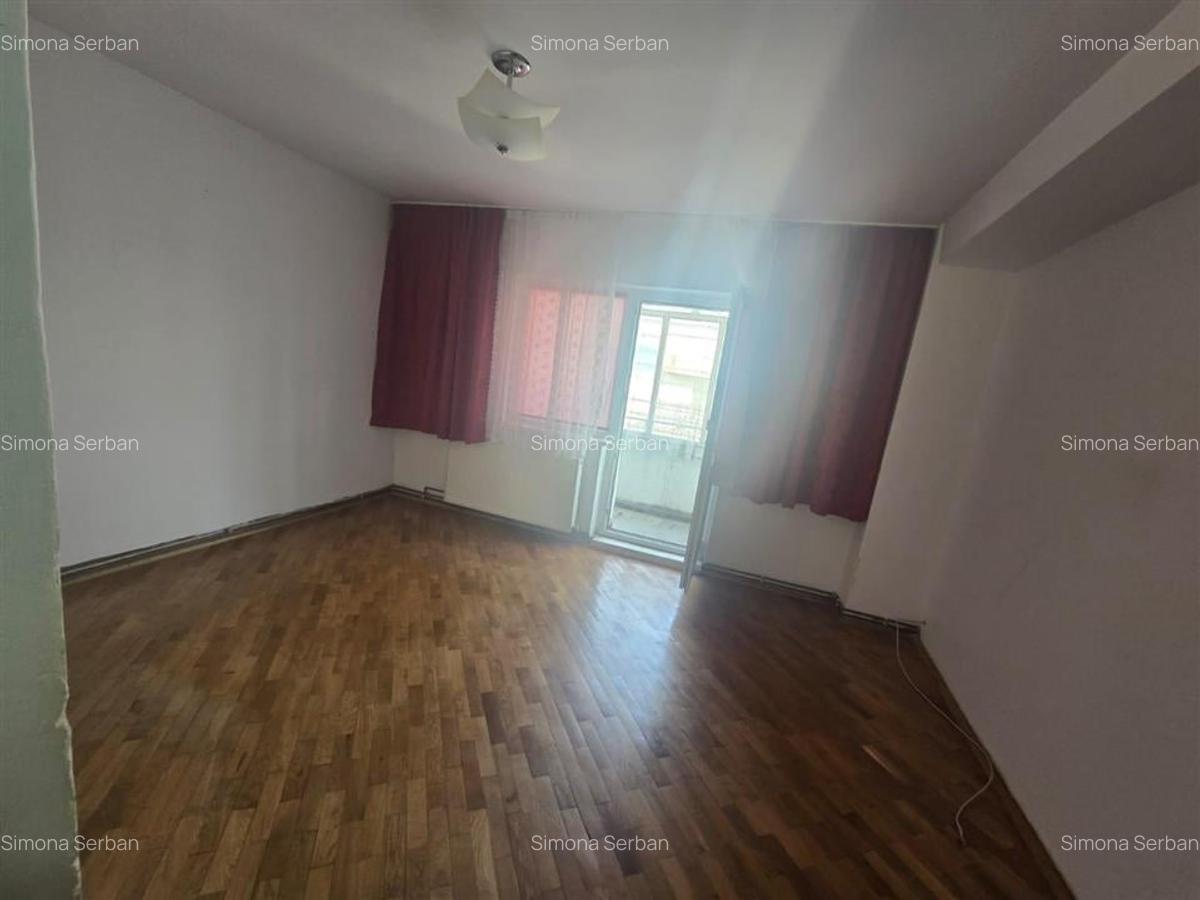 Apartament cu trei camere si beci zona Octavian Paler - 2