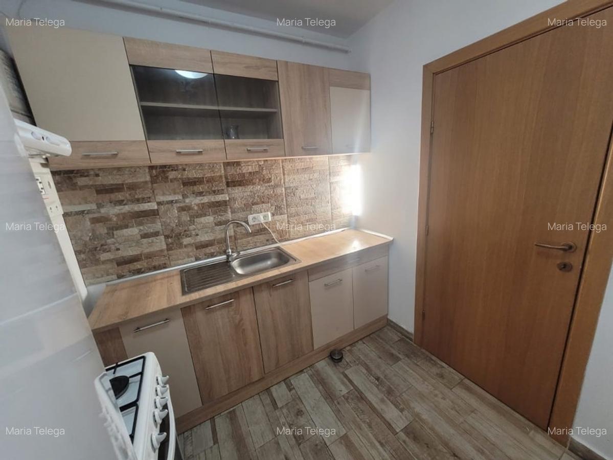 Apartament cu 2 camere decomandat, mobilat în Tractorul - 5