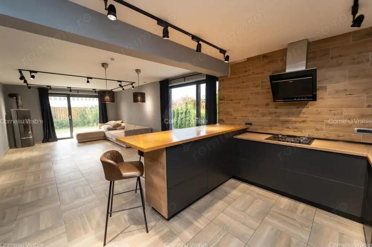 Casa tip duplex de vanzare in Cristian 4 camere - 2