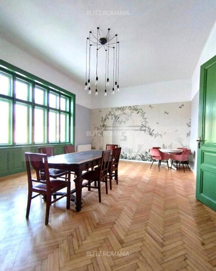 Apartament de vanzare, cu 3 camere, 100 mp, zona centrala - 4