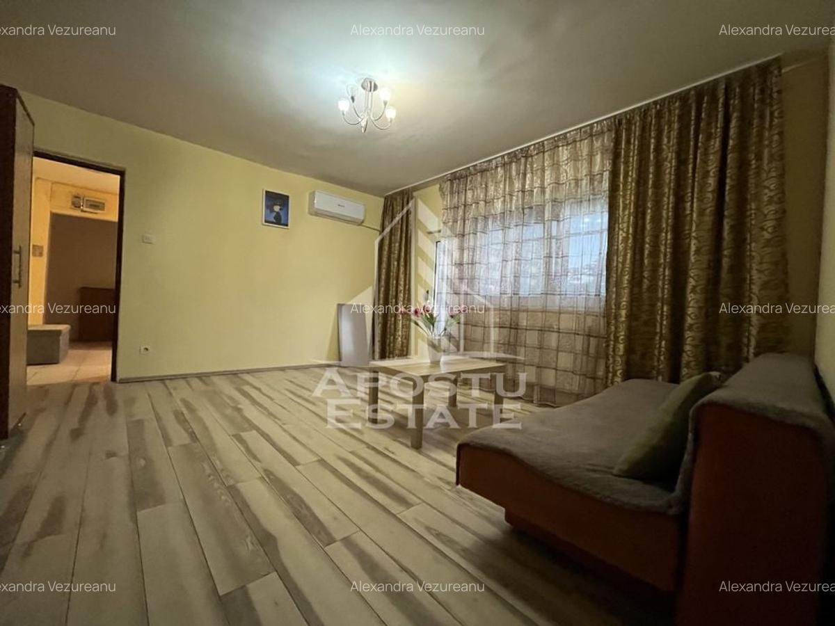 Apartament cu 2 camere,semidecomand,centrala proprie, etaj intermediar - 2