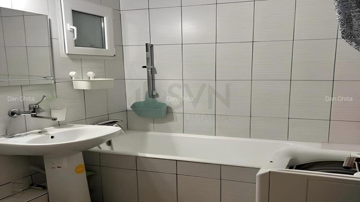 Apartament cu 3 camere decomandat în Sălaj - 8
