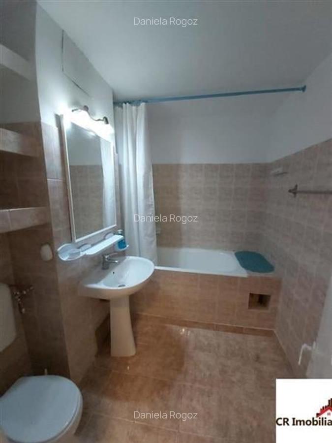 De vanzare  Apartament 4 camere Unirii - 4
