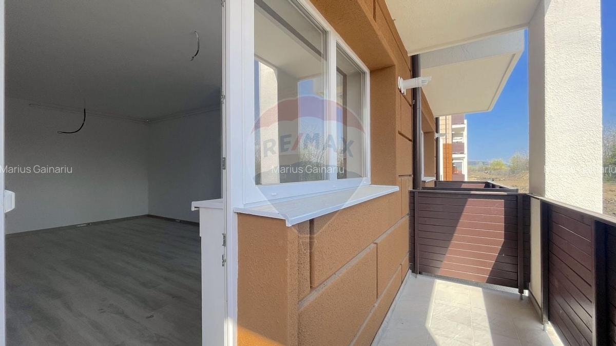Apartament cu 2 camere semidecomandat în 13 Decembrie - 9