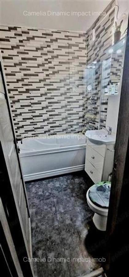 Apartament cu 3 camere semidecomandat în Central - 4