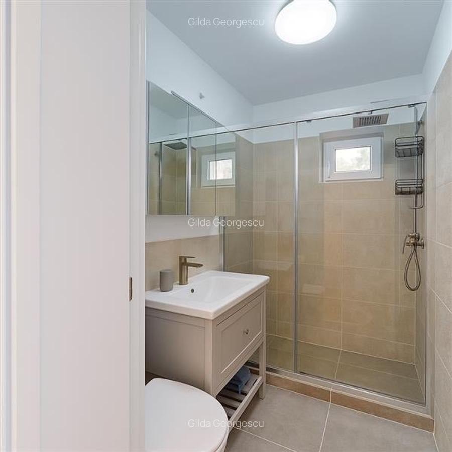 Apartament cu 3 camere semidecomandat în Centrul Civic - 12