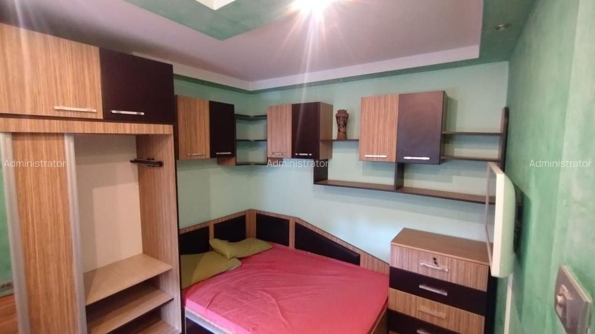 Apartament 3 camere Casa de Cultura - 1