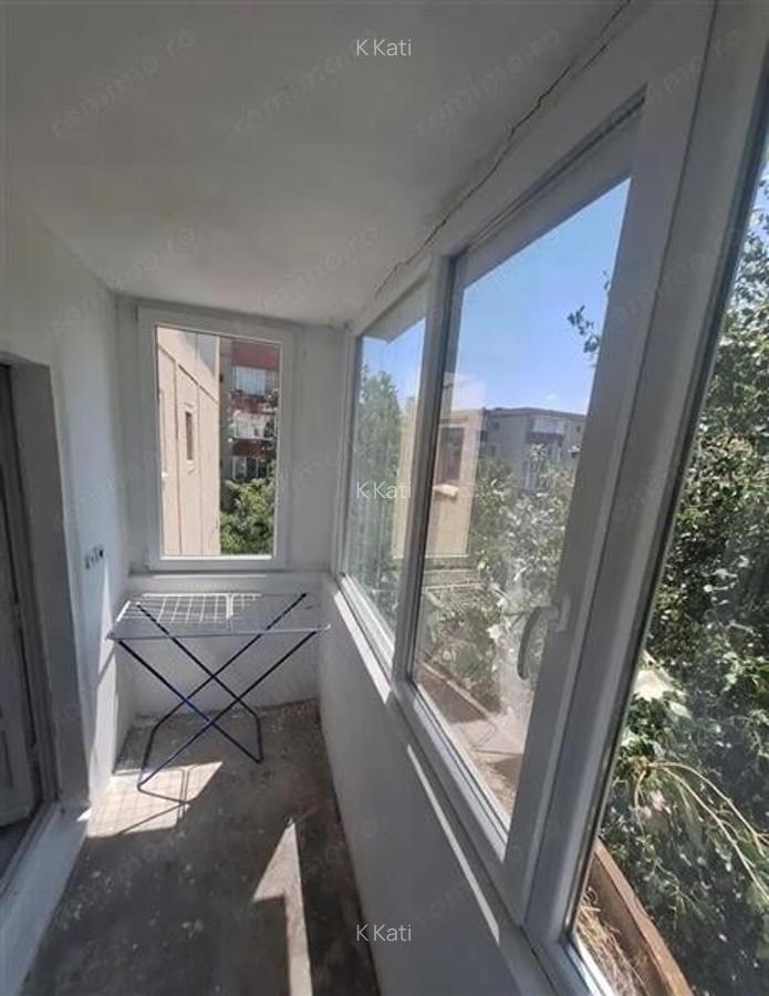 Apartament cu 3 camere decomandat în Girocului - 7