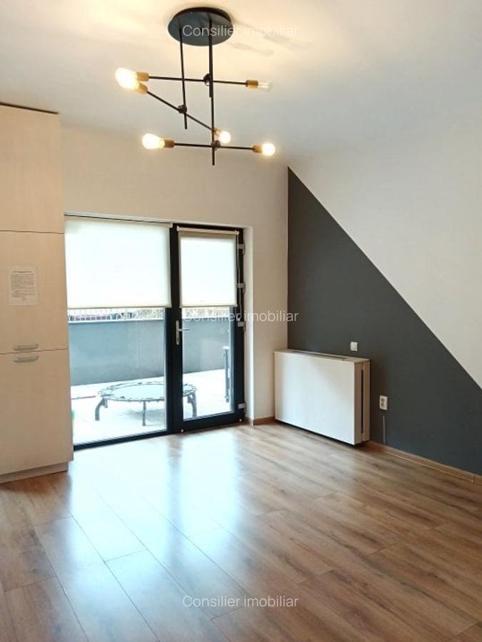APARTAMENT PRETABIL PENTRU BIROURI -  ZONA PORSCHE ENGINEERING -  3 CAMERE - 5