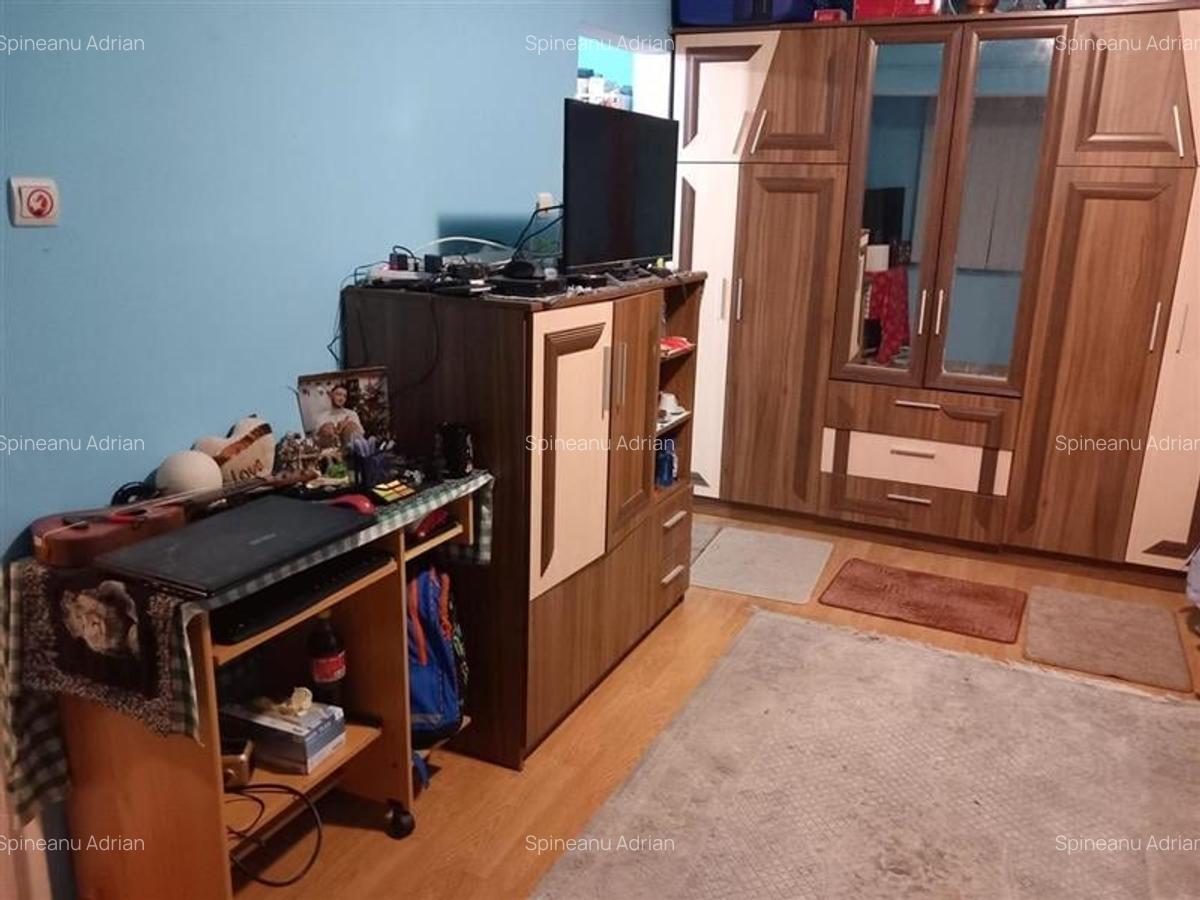 Garsoniera  zona Bucovina - 2