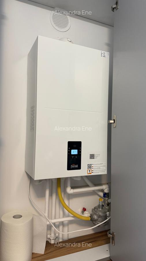 Apartament 2 camere, Cosmopolis, Prima închiriere ,Vedere spre piscină - 4