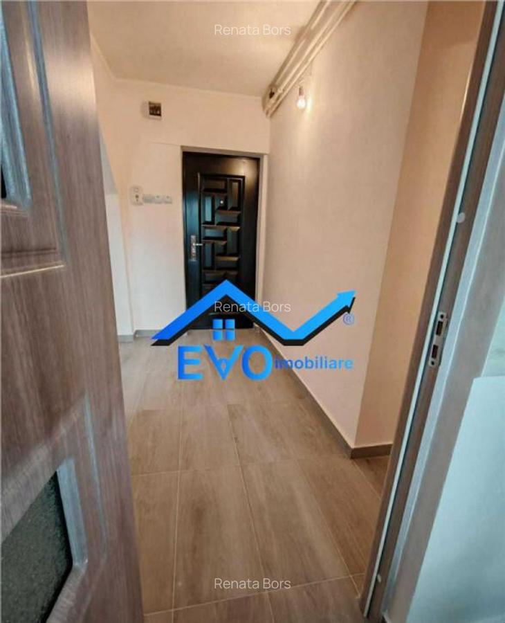 Apartament o camera, de , decomandat, cu boxa, renovat, Frum - 8