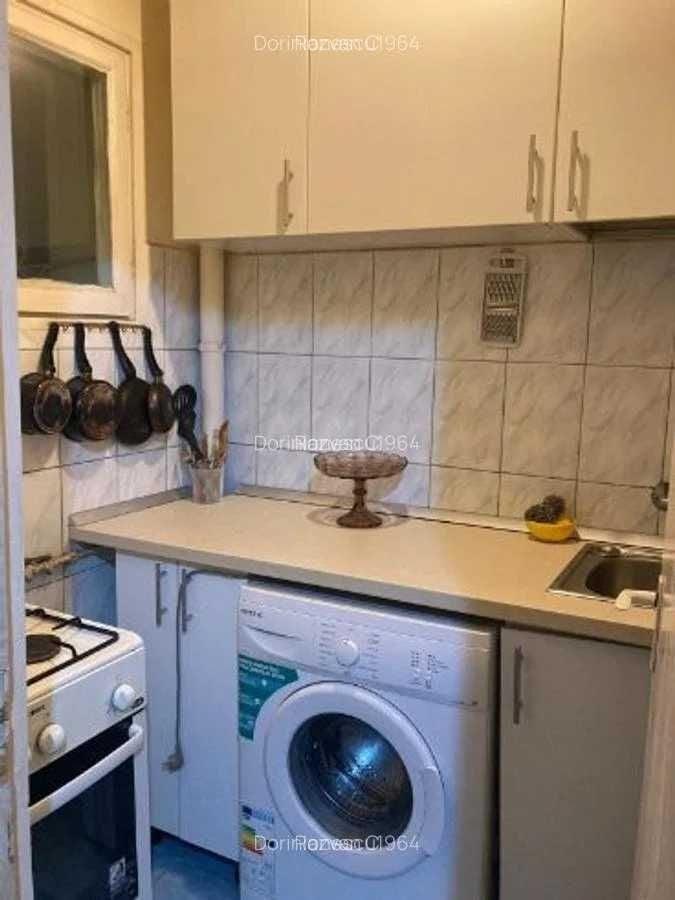 Inchiriere garsoniera Plaza, 299 euro - 2