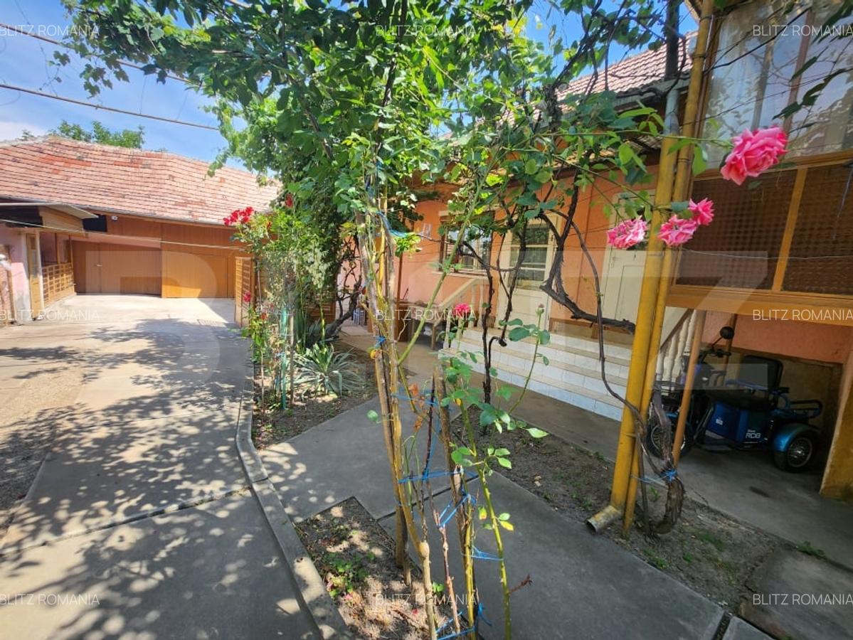 Casa individuala cu 4 camere,150 mp utili,1700 mp teren,Blaj - 1