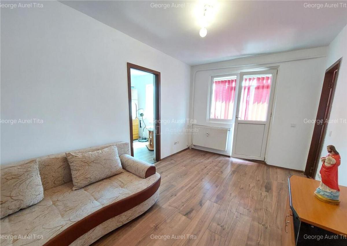 2 camere, 40 mp, etaj 4, renovat, mobilat, Micro 14 - 1