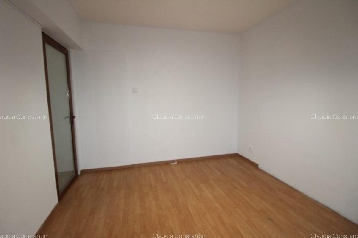 Vanzare apartament 4 camere|Romana|Magheru|Comision 0% - 8