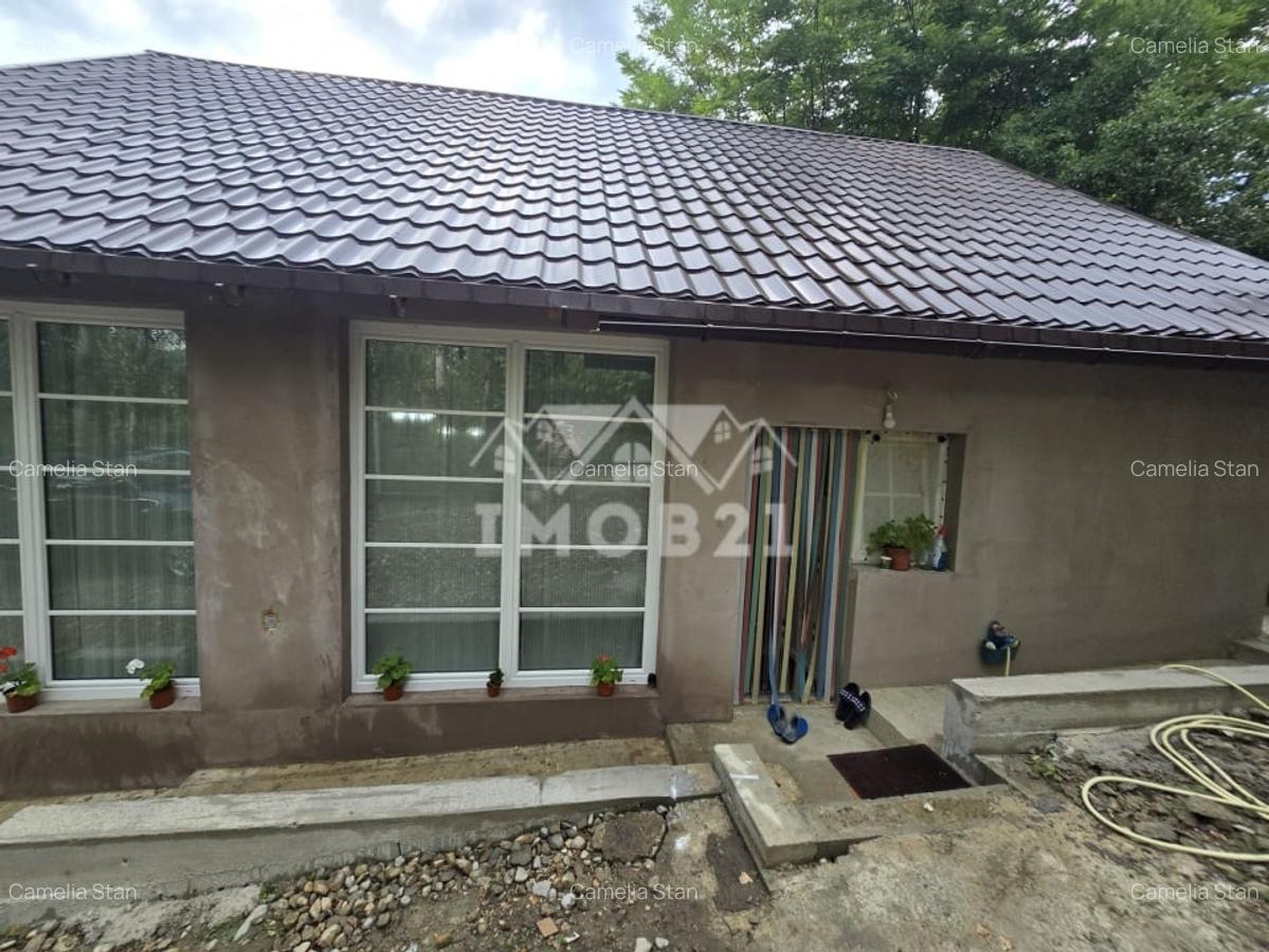 Vanzare Casa cu 3 camere si teren de 4000 mp in Soimari-Prahova - 9