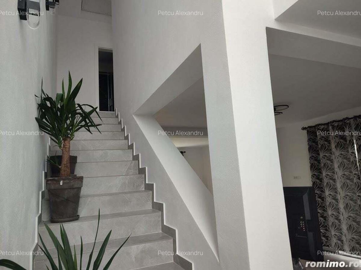 Sanandrei, Duplex pe Etaj, Proiect Modern, Desp prin camera Tehnica. - 11