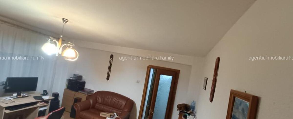 Apartament cu 3 Camere in Obcini - 8