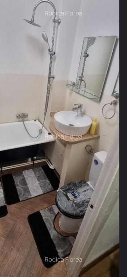 Garsoniera- Tractorul - langa Coresi Mall - 3 Garsoniera- Tractorul - langa Coresi Mall - 3