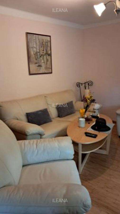 Vand casă cu  3 camere in zona tabacarie - 9
