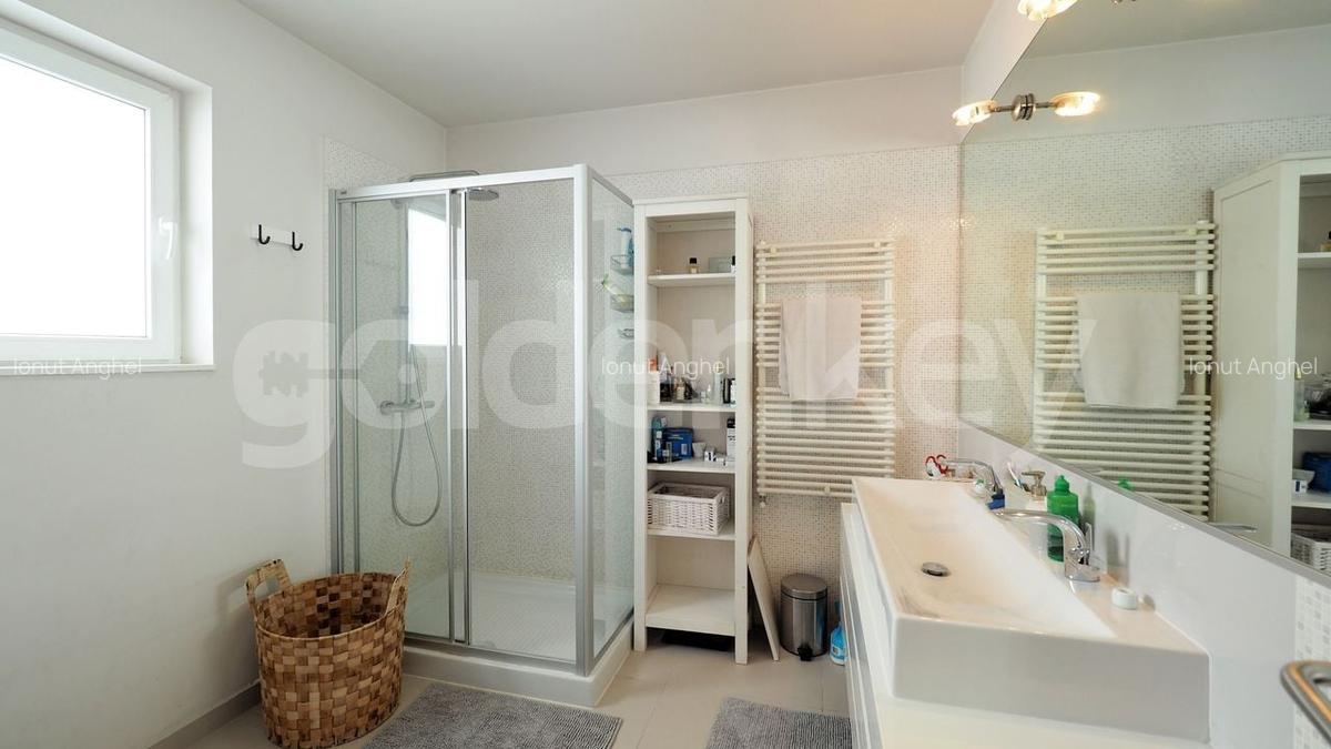 Vilă moderna D+P+1+M | 6 camere, 6 bai | 436mpc - 12