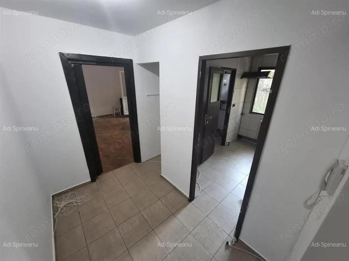 3 camere zona G. Lazar centrala. parter - 3