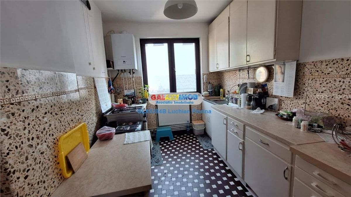 Apartament 3 camere, etaj1, str.Vasile Lascar - zona centrala, metrou - 8