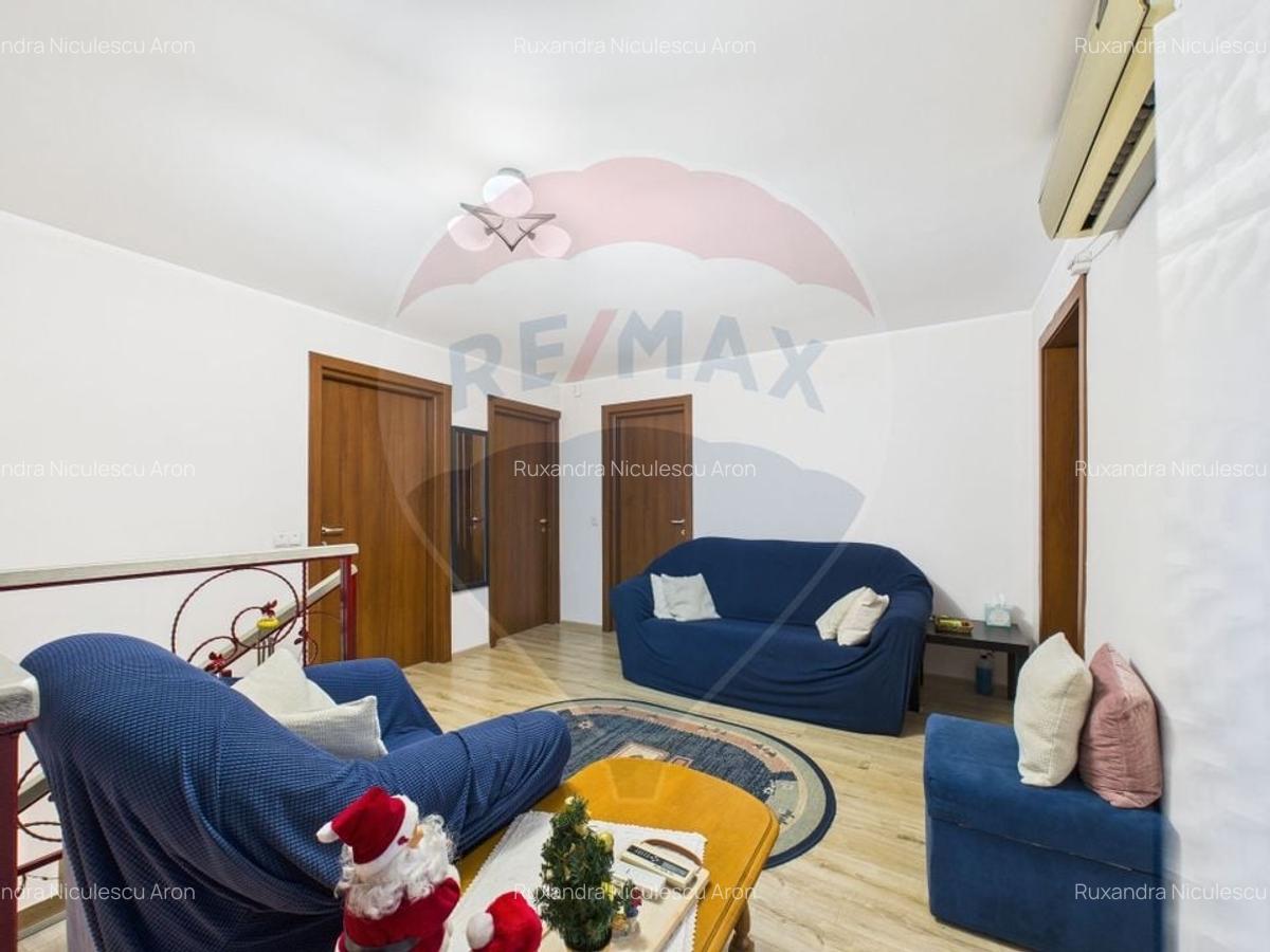 Casa / Vila cu 5 camere de vanzare in zona Central - 8