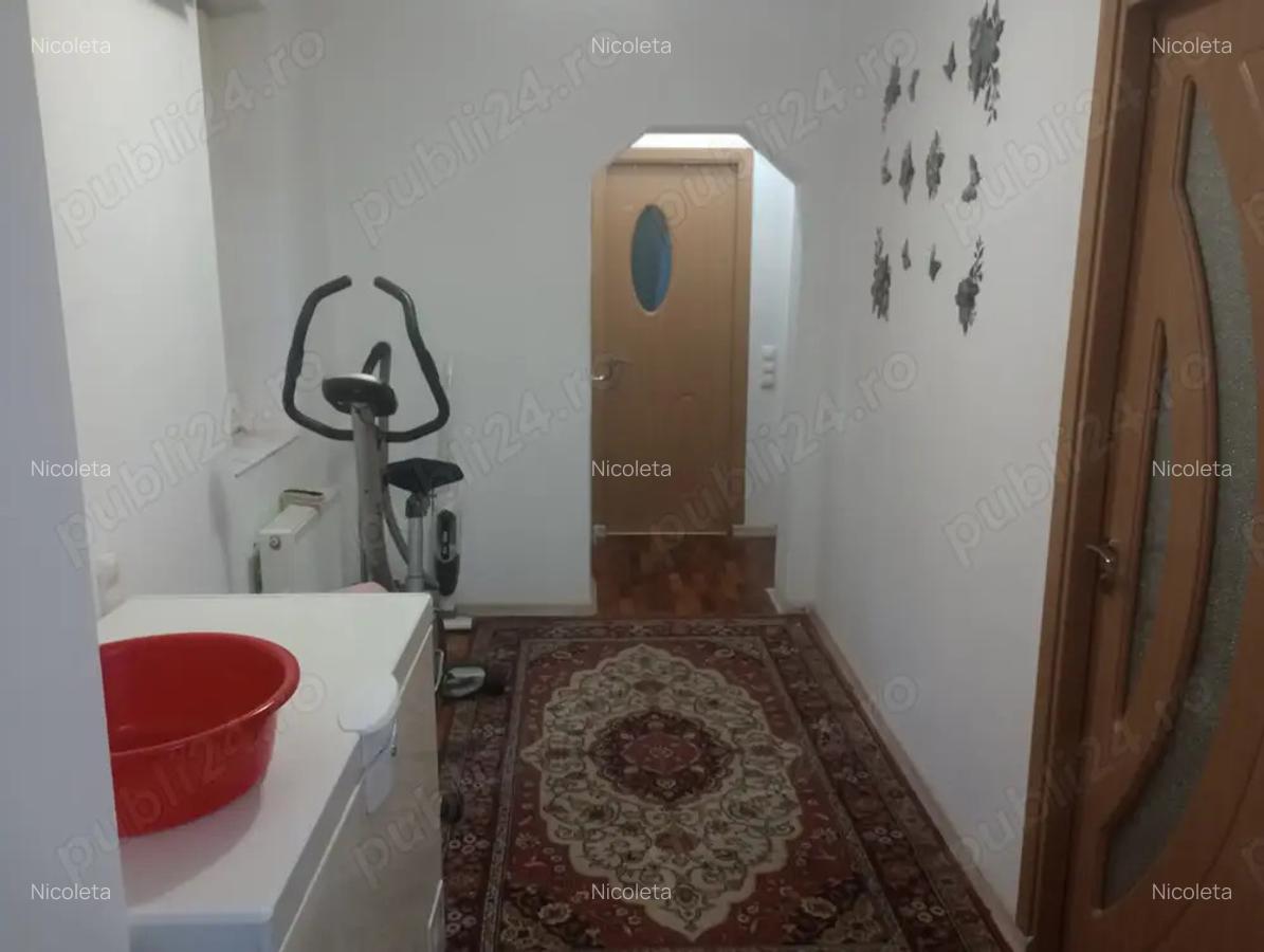 Apartament 3 camere, Oradea, Rogerius - 1