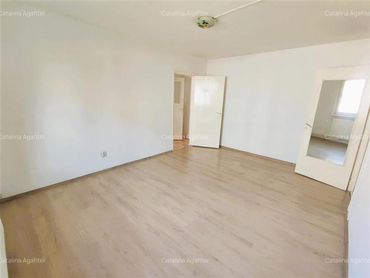 Apartament cu 2 camere semidecomandat în Electroprecizia - 1