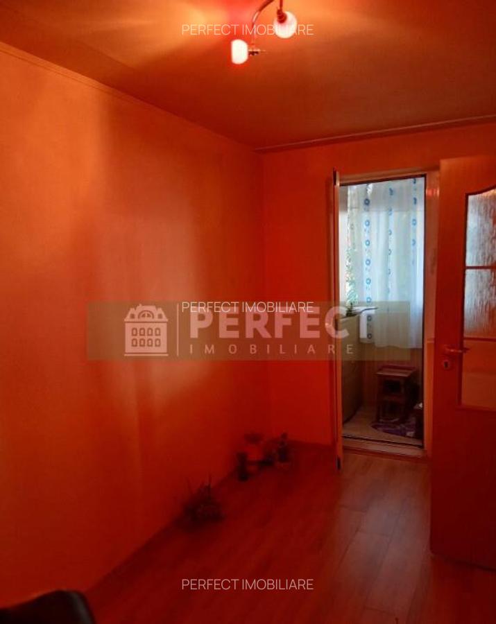 3 camere etaj 1, Malu Rosu la doar 63500 euro!! - 7 3 camere etaj 1, Malu Rosu la doar 63500 euro!! - 7