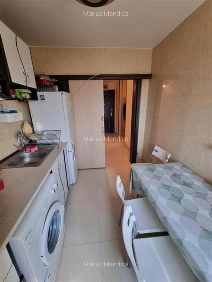 Apartament de 2 camere renovat strand Cara Titan bloc Y - 6