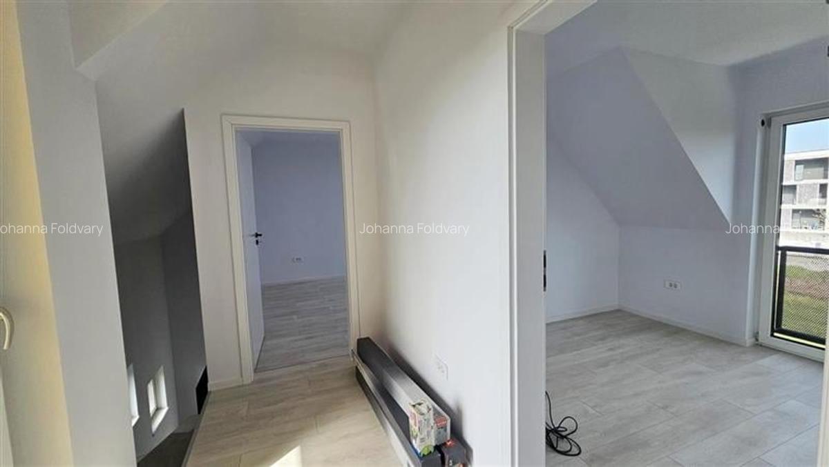 Casă cu 5 camere în Central - 16